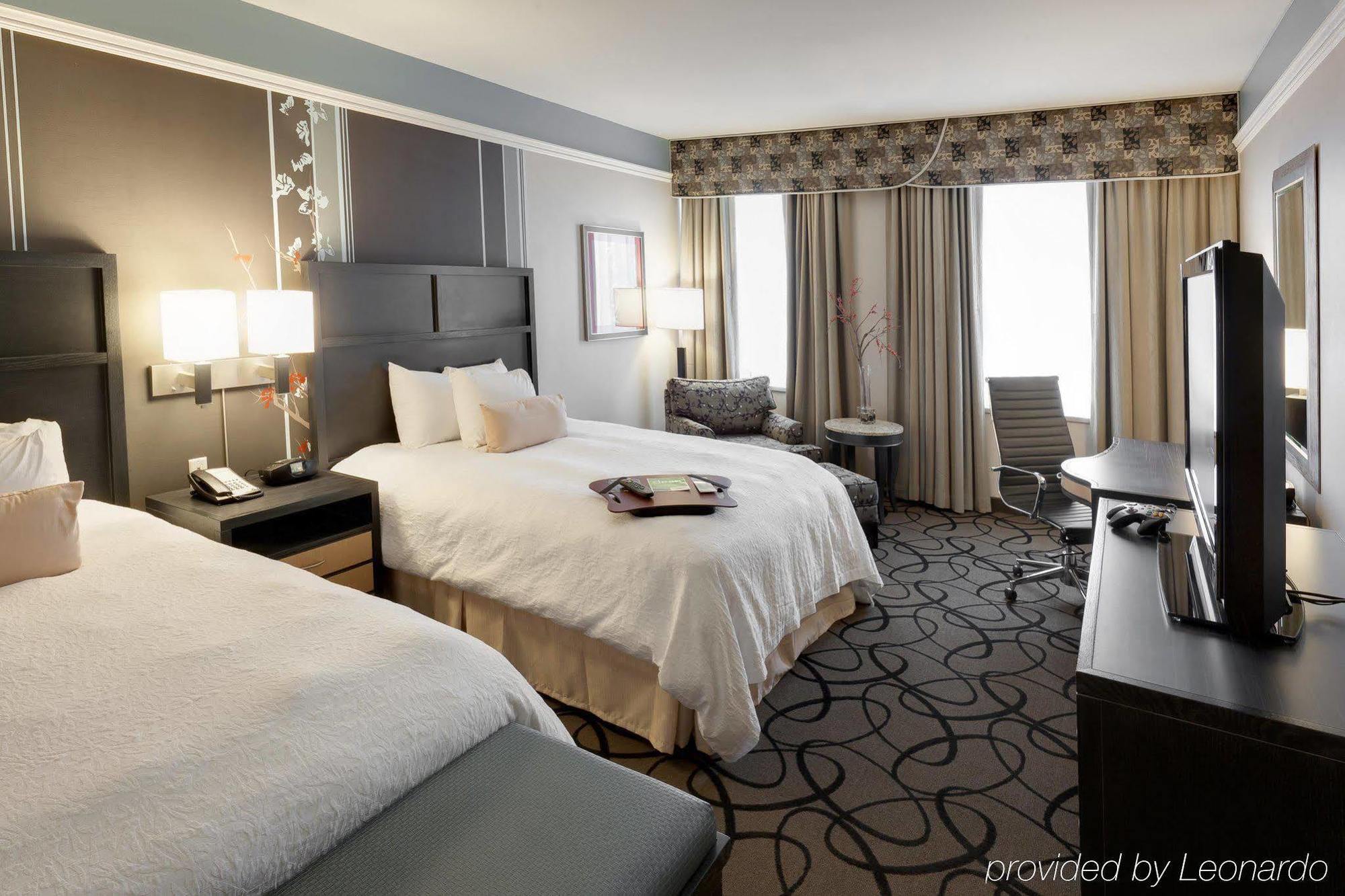 Hotel Hampton & Buffalo/downtown Buffalo
